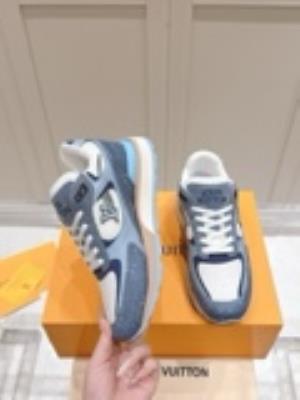 wholesale quality men's louis vuitton run way sneakers model no. 813